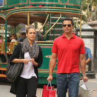 Jessica Alba and Cash Warren go shopping at The Grove | Picture 85949